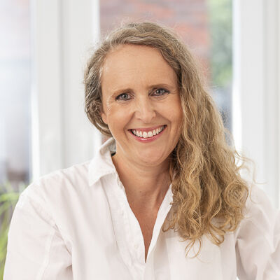 Angela Schalk
