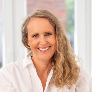Angela Schalk